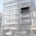 New Modern Apartment Near The Sea And City Centre